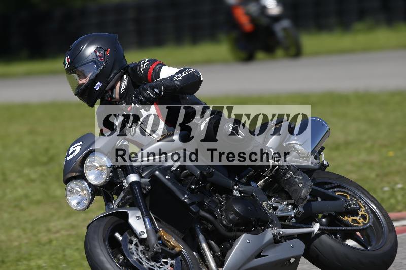 /Archiv-2024/29 12.06.2024 MOTO.CH Track Day ADR/Gruppe blau/65